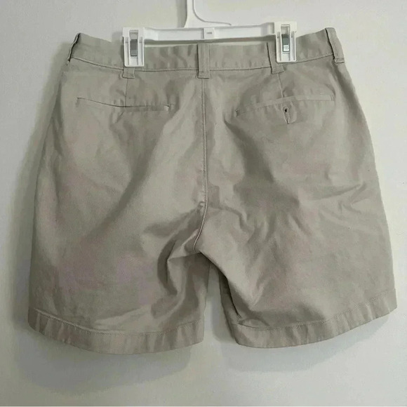 J. Crew Men’s Light Beige Chino Shorts Size 30 - Picture 2 of 3